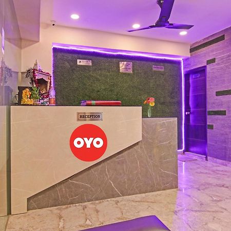 Hotel 19 West Нью-Дели Экстерьер фото